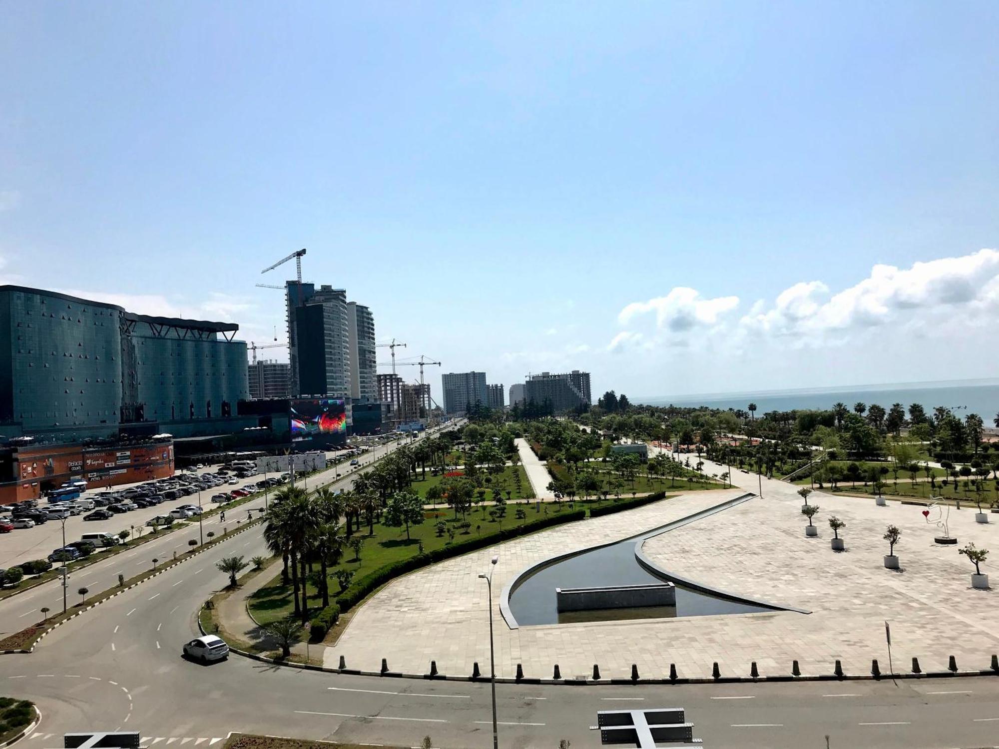 Orbi Beach Tower Aparts Batumi Eksteriør bilde