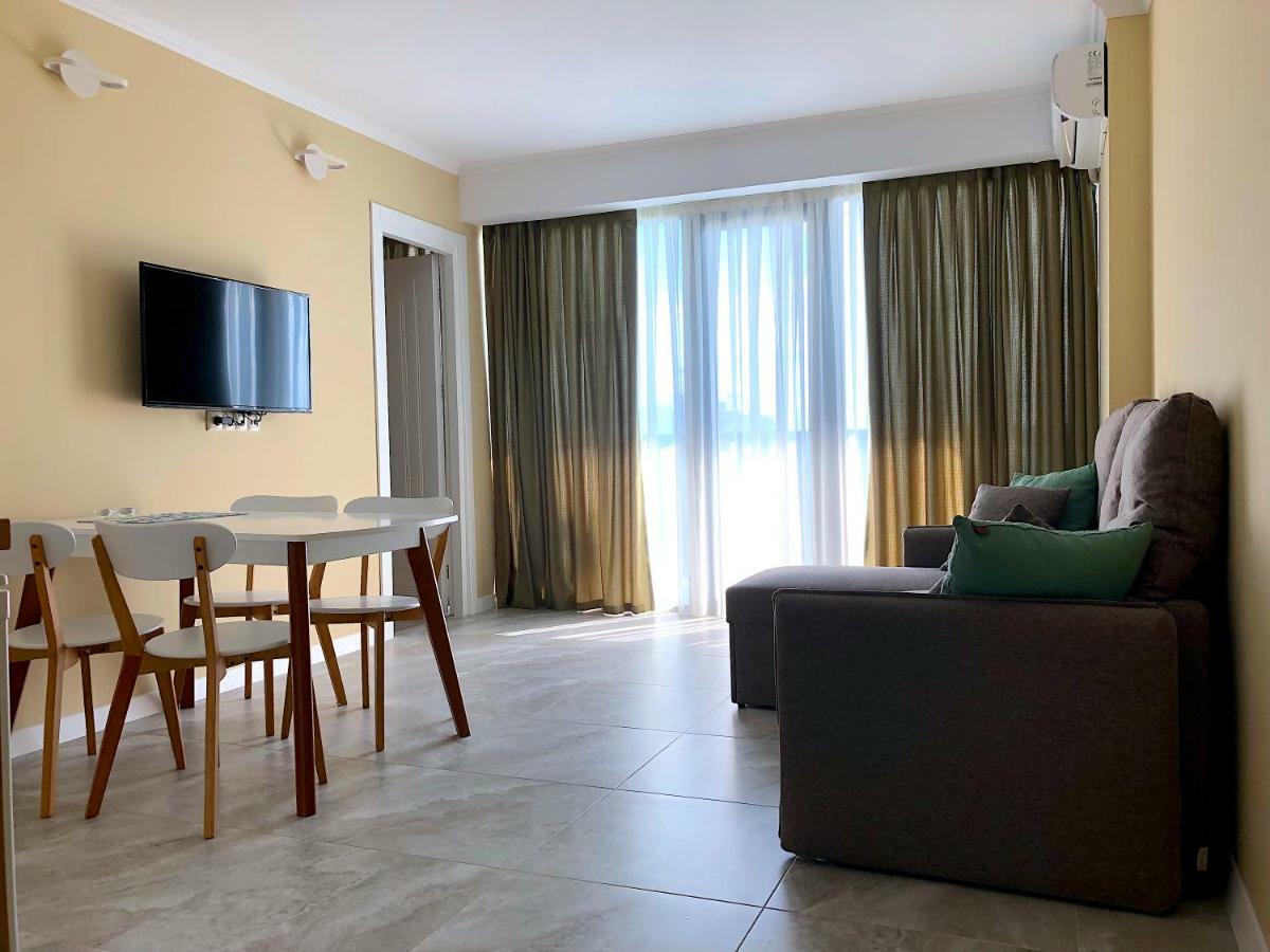 Orbi Beach Tower Aparts Batumi Eksteriør bilde